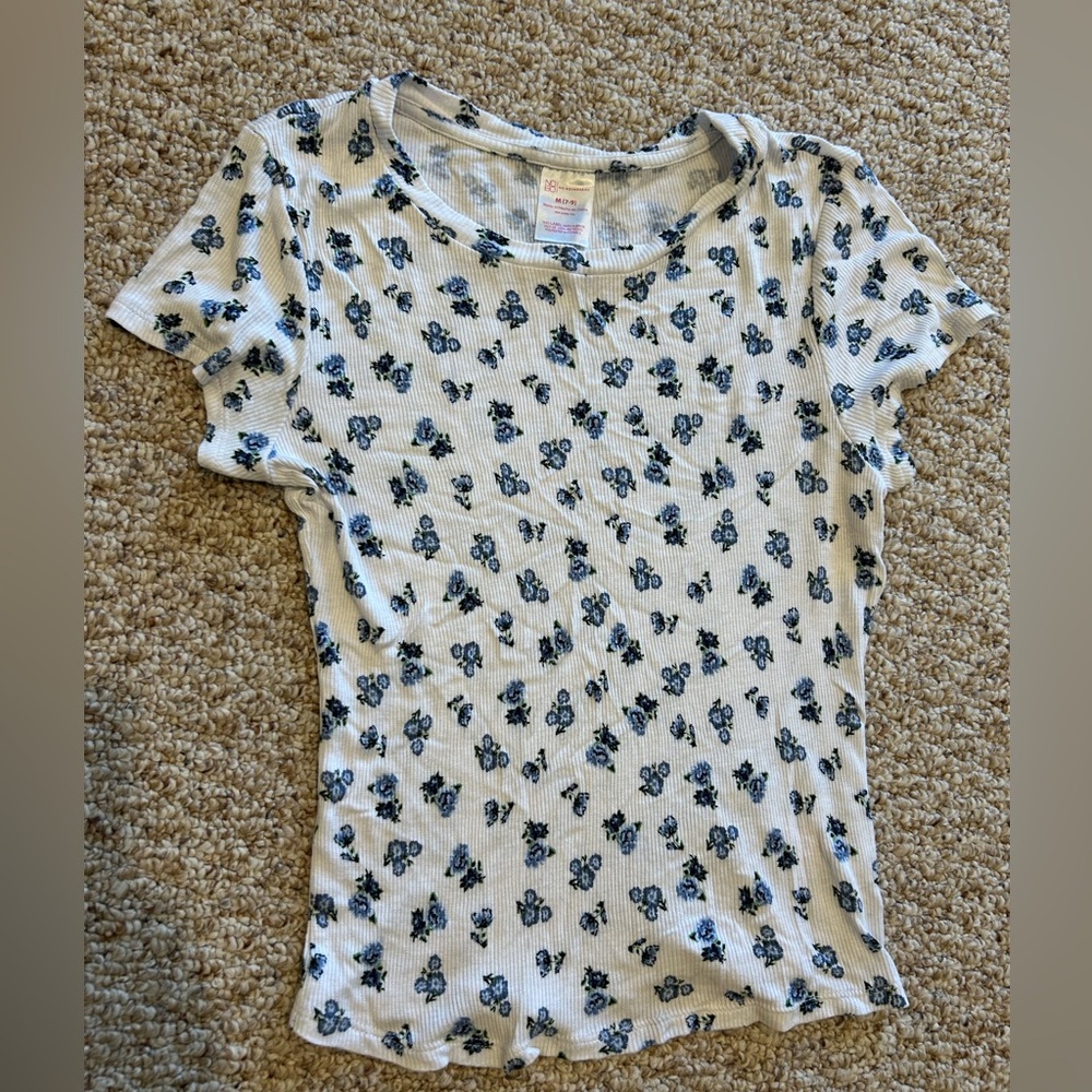 Juniors girl floral tee